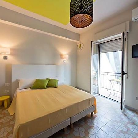 مارينا دي سكيافوني B&B Il Quadrato المظهر الخارجي الصورة