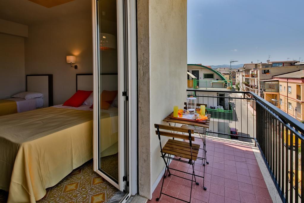 مارينا دي سكيافوني B&B Il Quadrato المظهر الخارجي الصورة