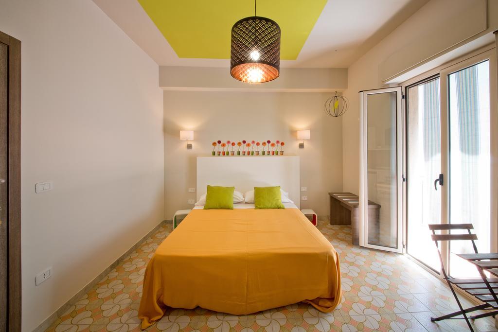 مارينا دي سكيافوني B&B Il Quadrato المظهر الخارجي الصورة